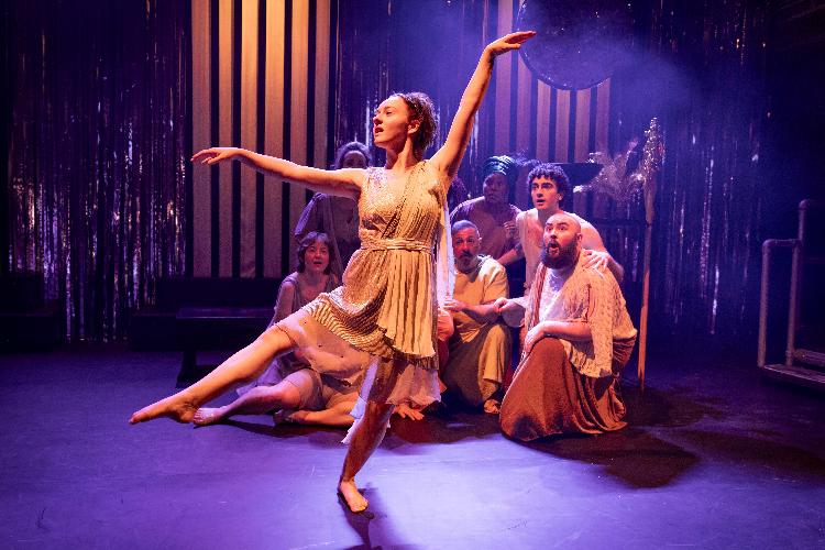 Sappho - Review - Southwark Playhouse A celebration of queer love in an ancient setting