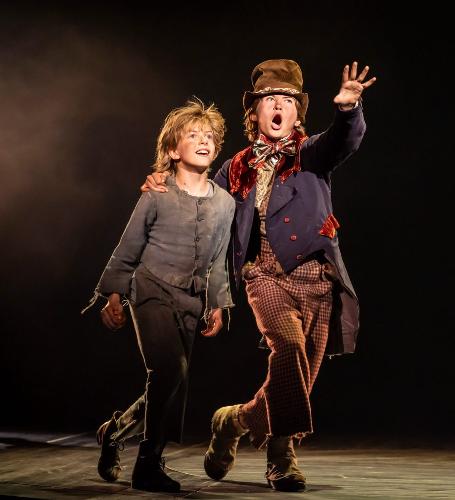 Oliver! the full cast - News The musical arrives to the West End